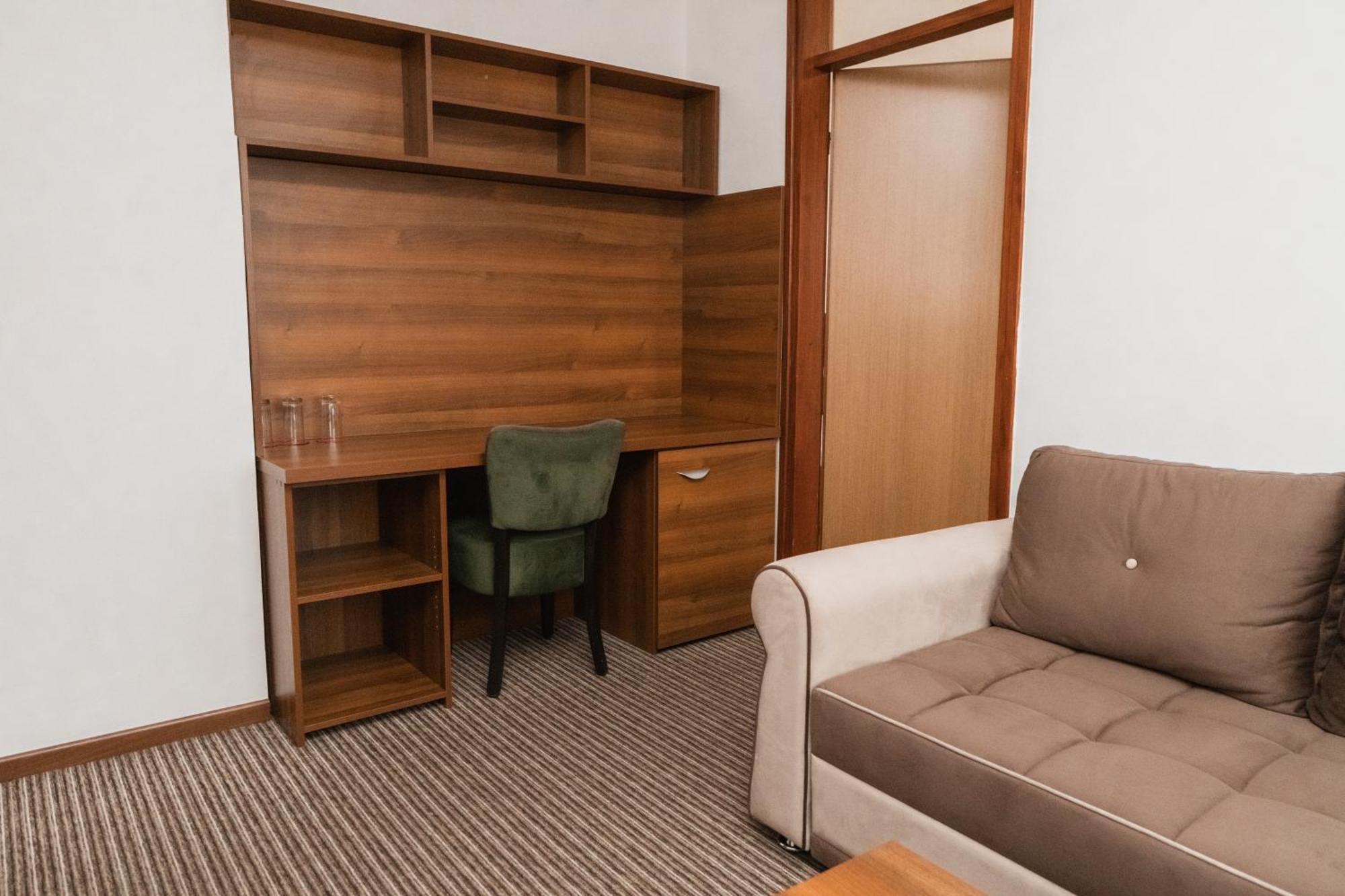 Hotel Damis ปาเล ภายนอก รูปภาพ