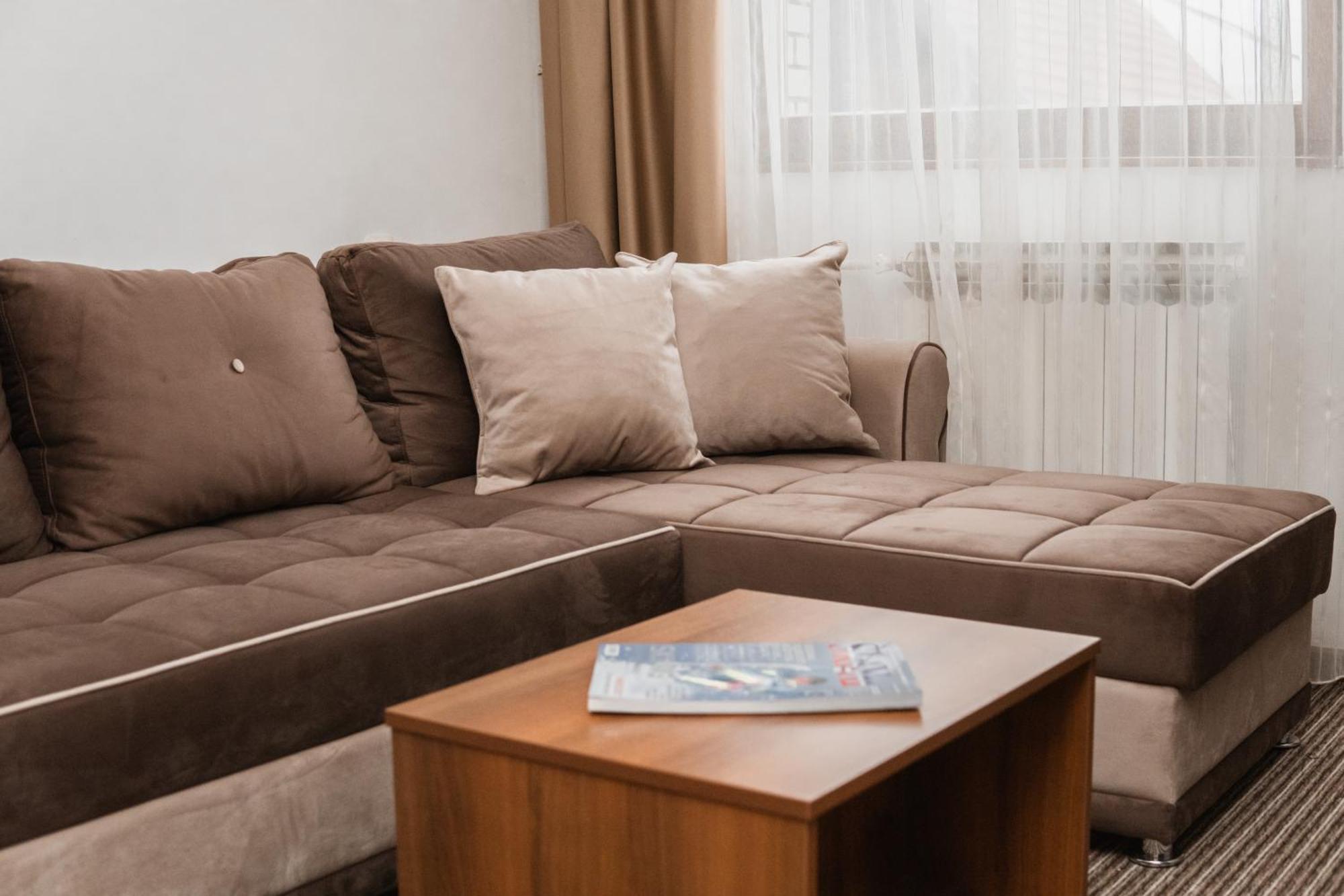 Hotel Damis ปาเล ภายนอก รูปภาพ