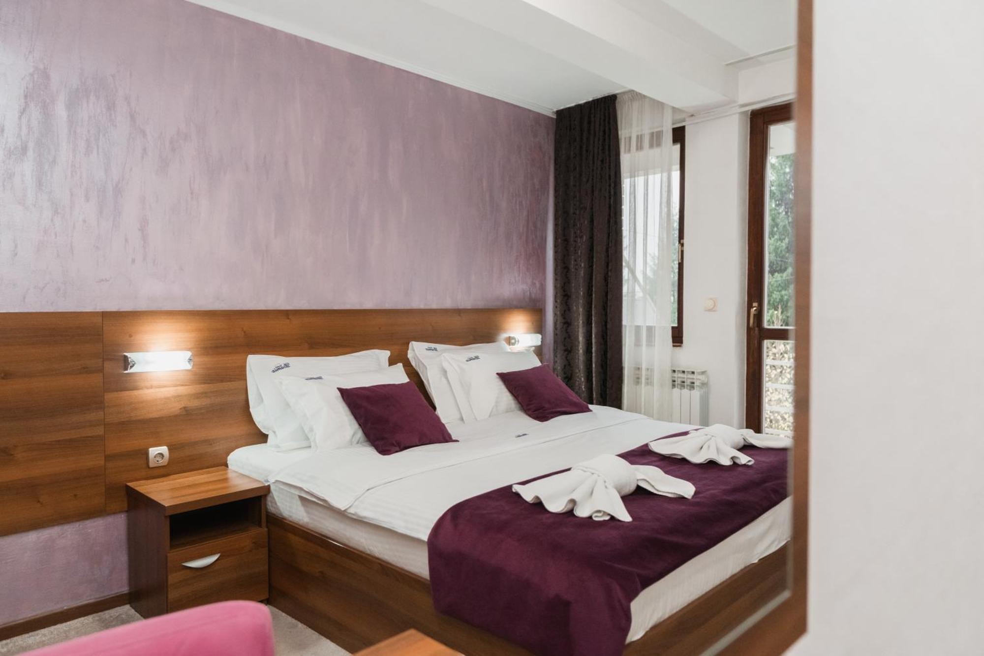 Hotel Damis ปาเล ภายนอก รูปภาพ