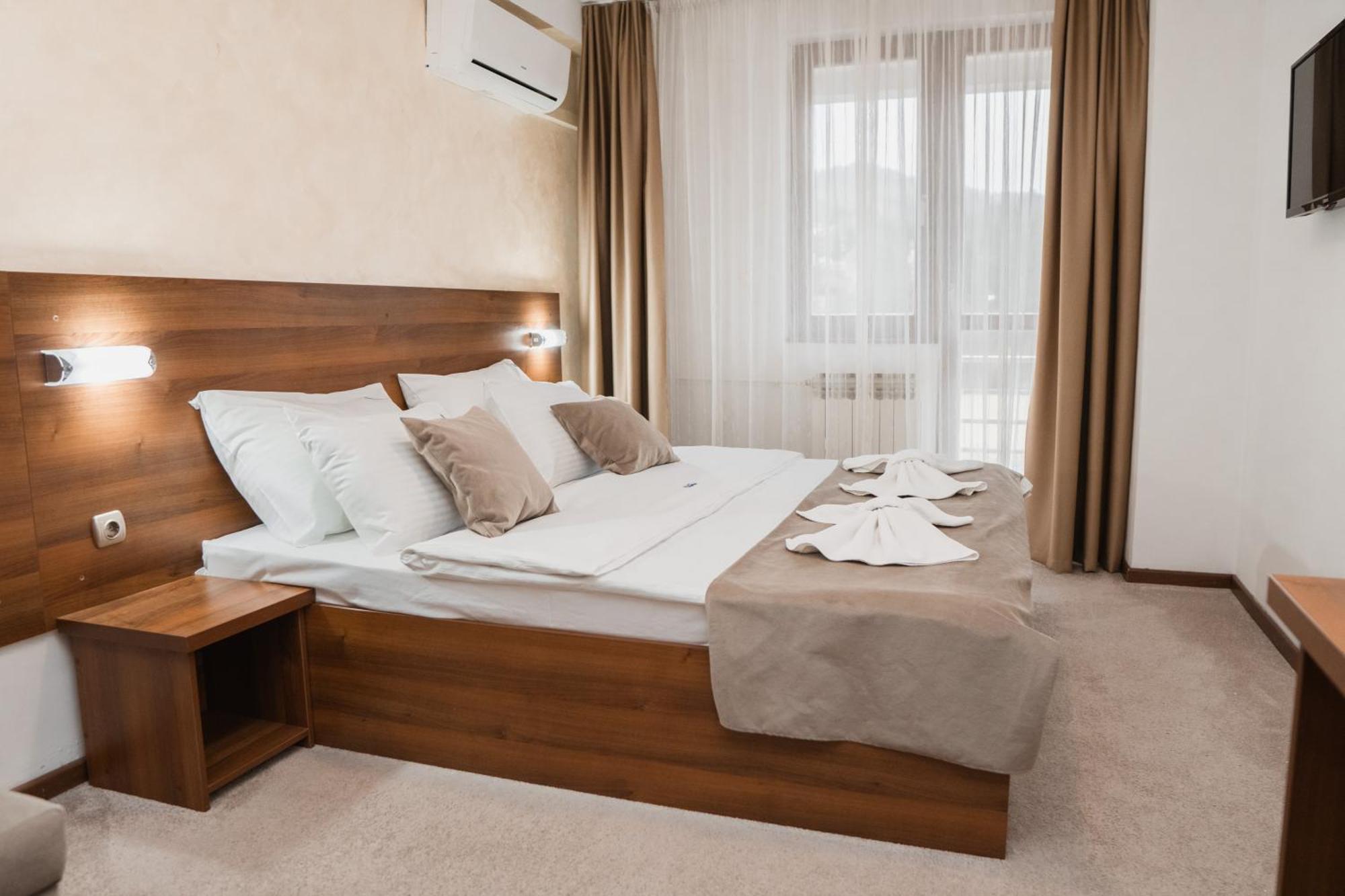 Hotel Damis ปาเล ภายนอก รูปภาพ